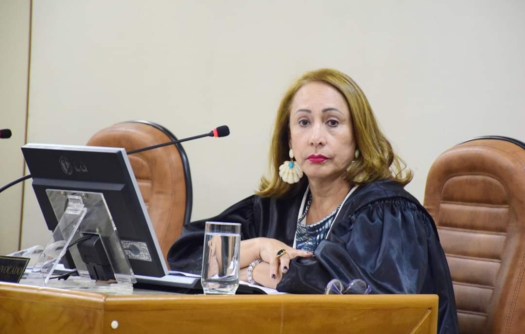 Juíza Laíde de Paula.jpg