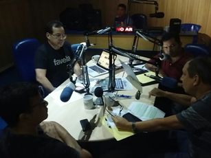 Des Pinheiro Entrevista Radios 12